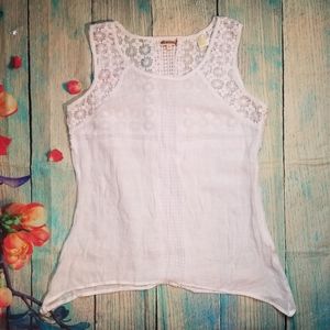 Azucar sleeveless white top size M